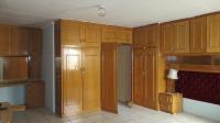 Main Bedroom - 28 square meters of property in Lenasia South