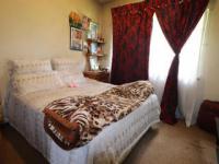 Bed Room 2 of property in Norkem park