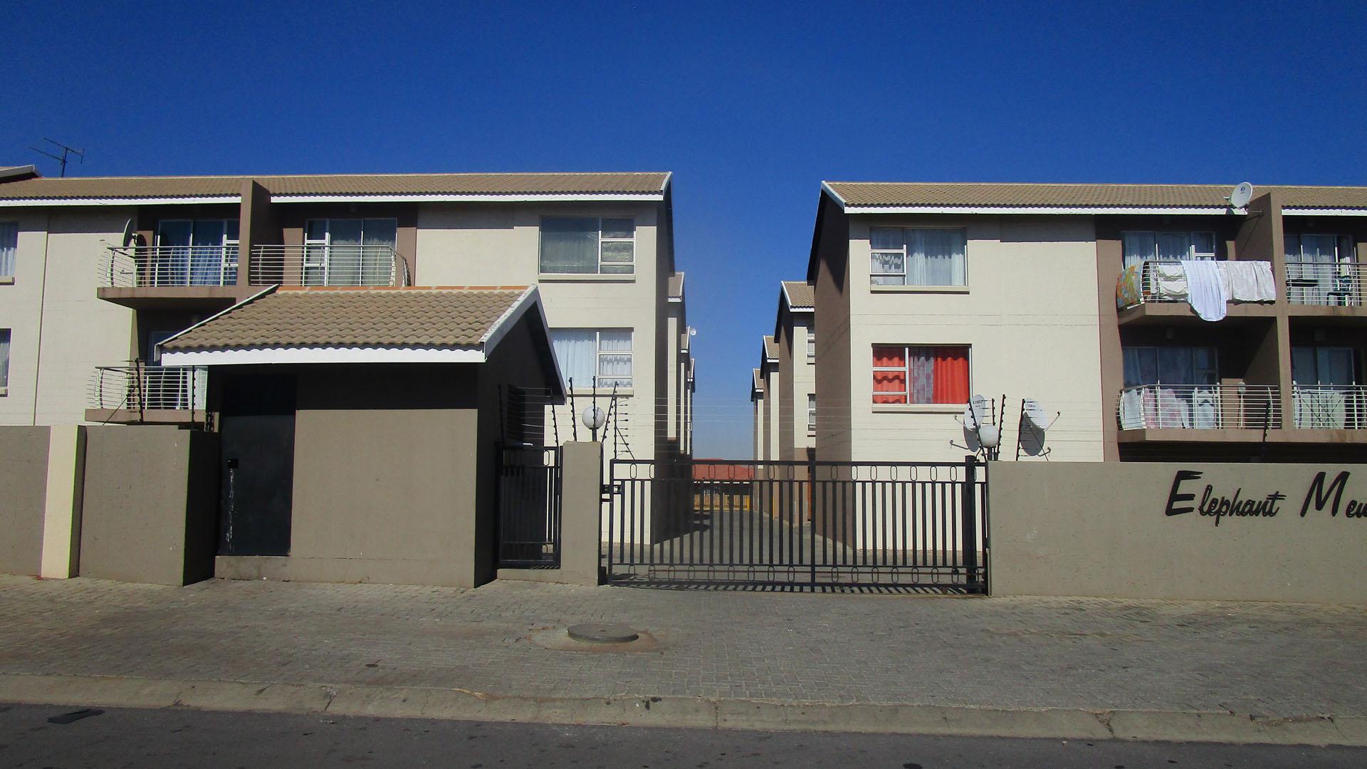 Front View of property in Vanderbijlpark