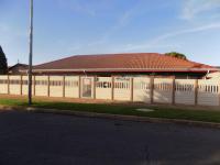 Front View of property in Casseldale