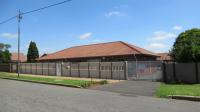 Front View of property in Casseldale