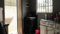 Kitchen - 7 square meters of property in Fleurhof
