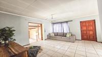 Lounges of property in Zwartkop