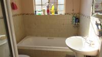 Bathroom 1 - 6 square meters of property in Castleview