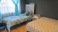 Bed Room 2 - 14 square meters of property in Vosloorus