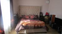 Main Bedroom - 20 square meters of property in Vosloorus