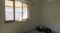 Lounges - 15 square meters of property in Mariann Heights