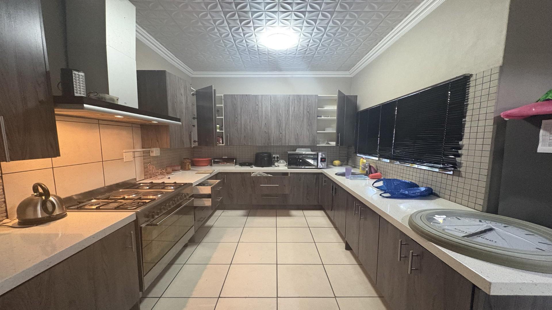 Kitchen of property in Die Wilgers