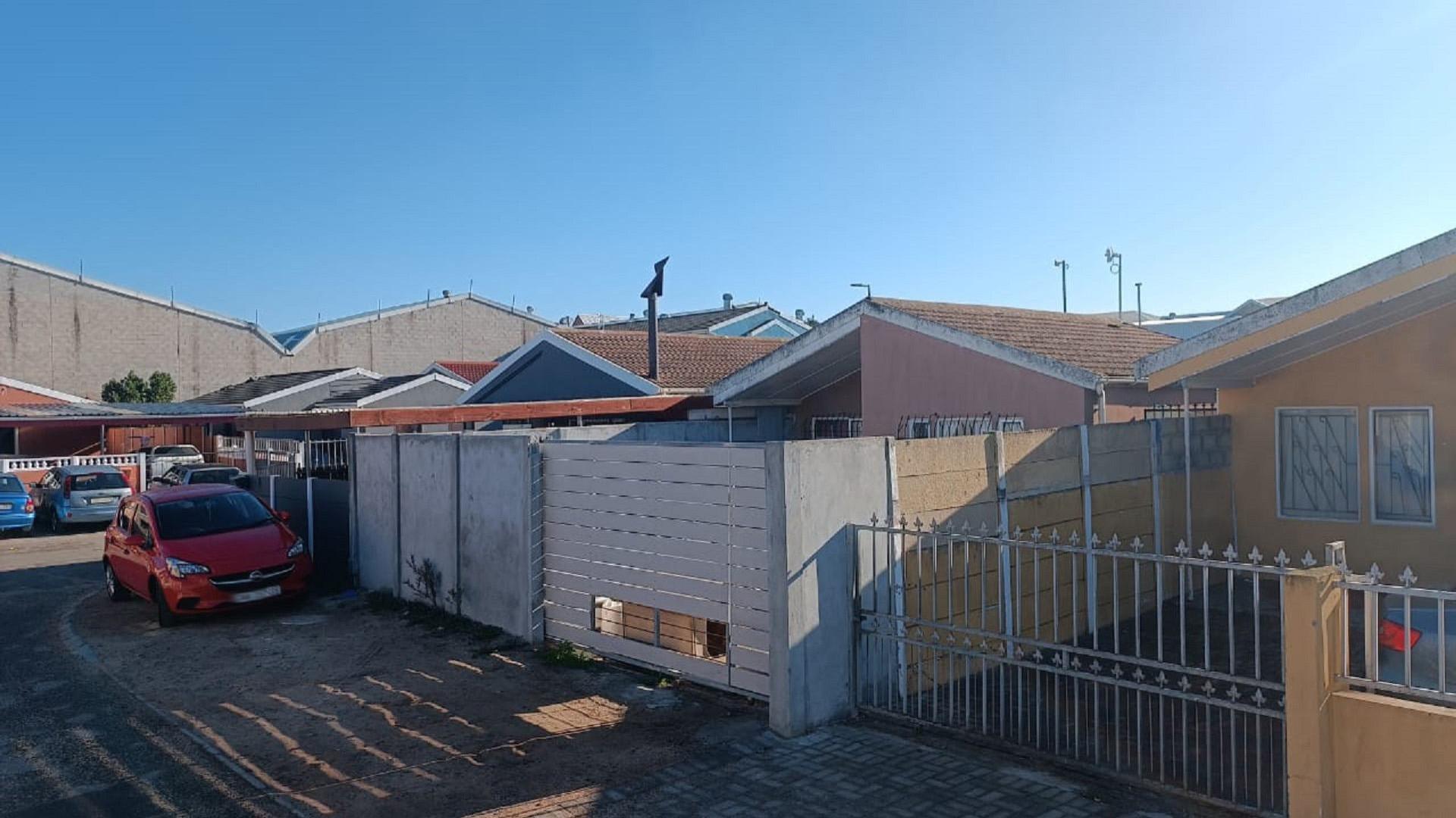 Front View of property in Milnerton
