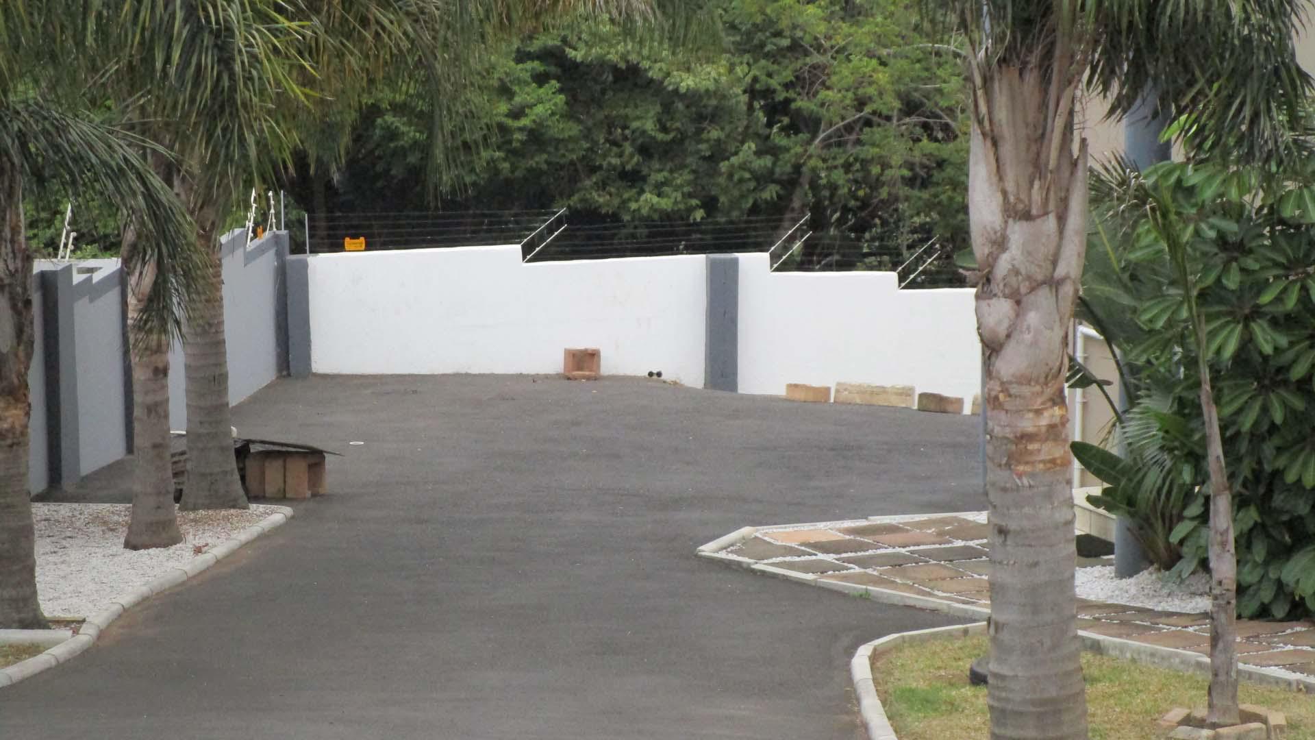 Spaces - 24 square meters of property in Shelly Beach