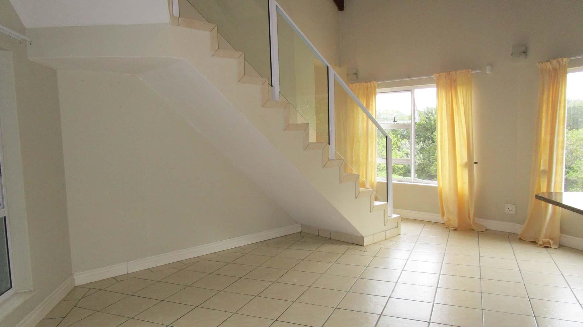 Dining Room - 17 square meters of property in Shelly Beach