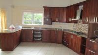 Kitchen - 17 square meters of property in Shelly Beach