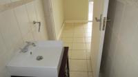 Bathroom 2 - 4 square meters of property in Shelly Beach