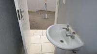 Staff Bathroom - 3 square meters of property in Shelly Beach
