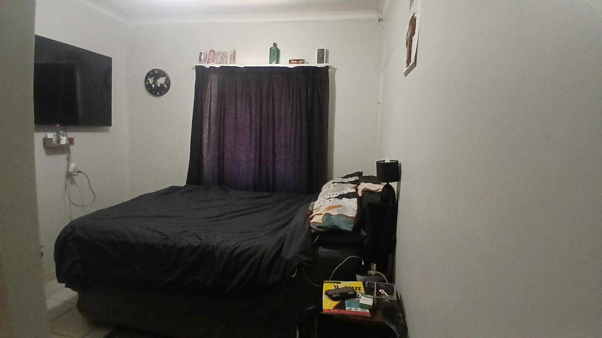 Bed Room 2 of property in Oranjesig