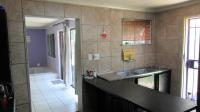 Kitchen - 16 square meters of property in Albertsdal