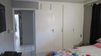 Main Bedroom - 15 square meters of property in Albertsdal