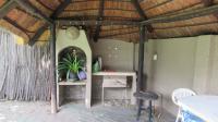 Patio - 14 square meters of property in Albertsdal