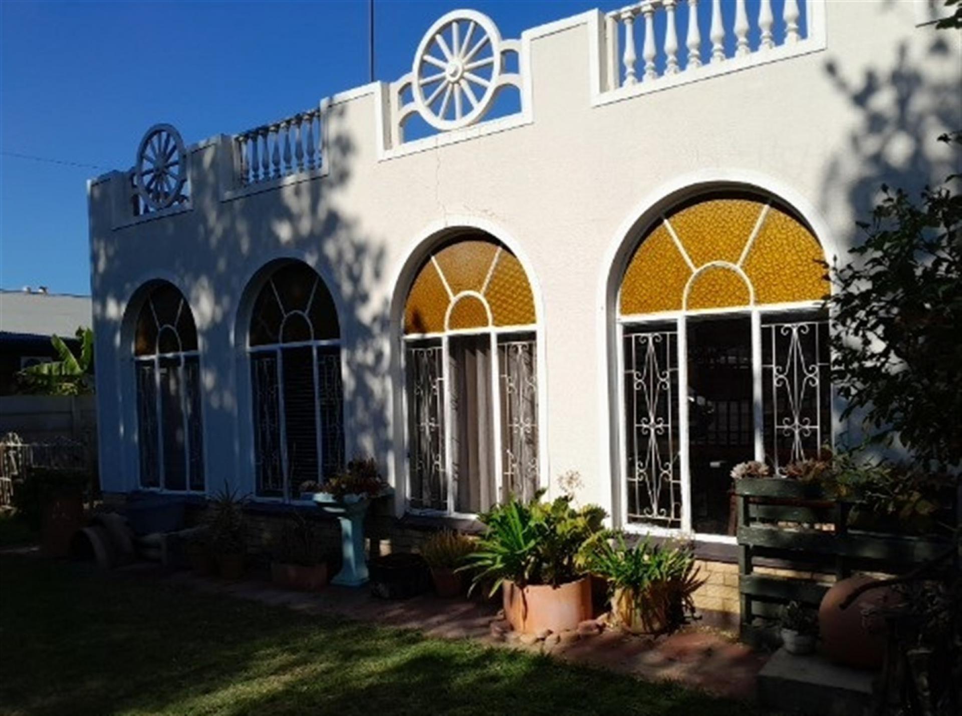 Front View of property in Dagbreek