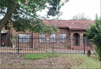 Front View of property in Karenpark