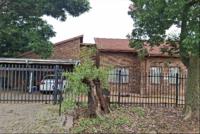 Front View of property in Karenpark