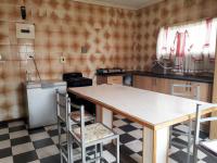 Kitchen - 24 square meters of property in Sasolburg