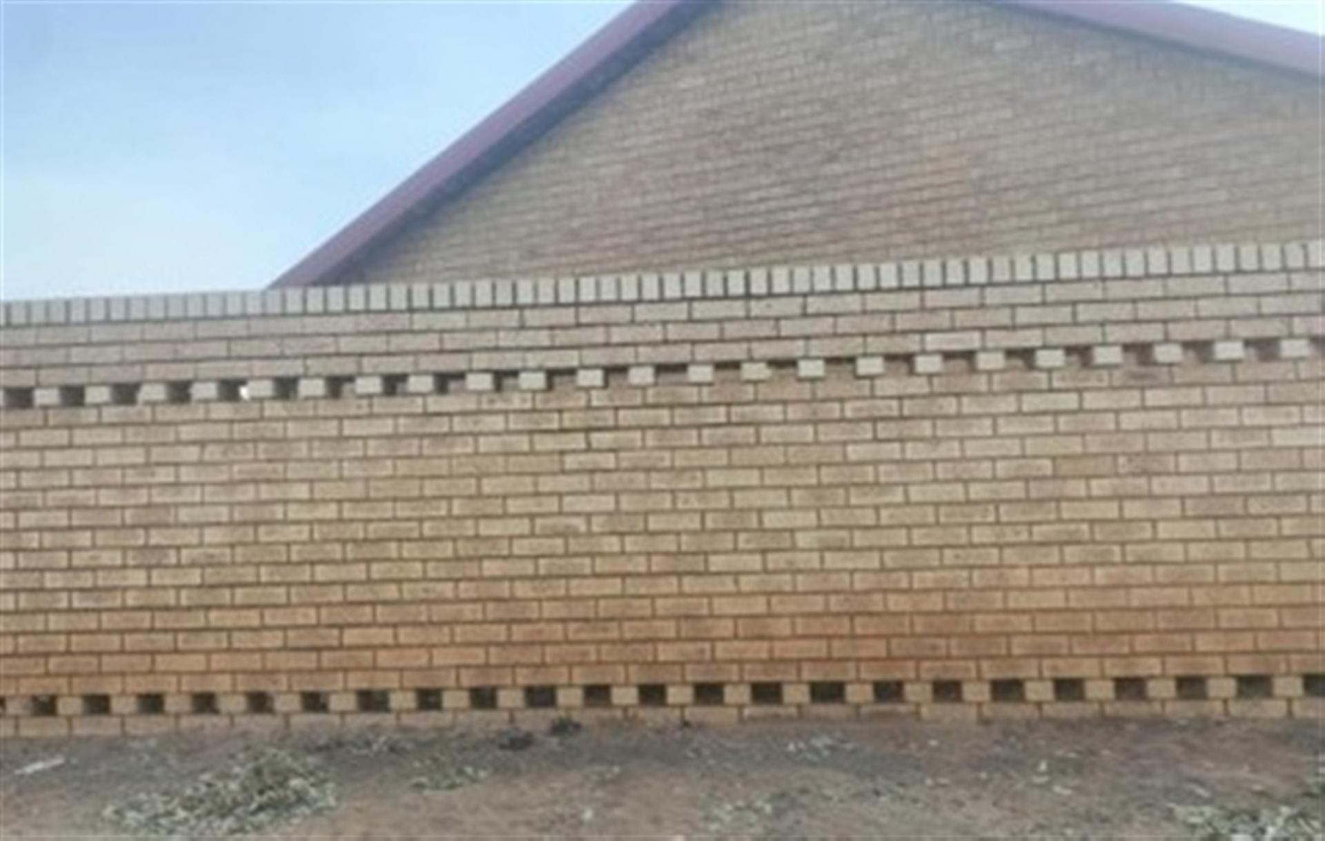 Front View of property in Mmesi Park