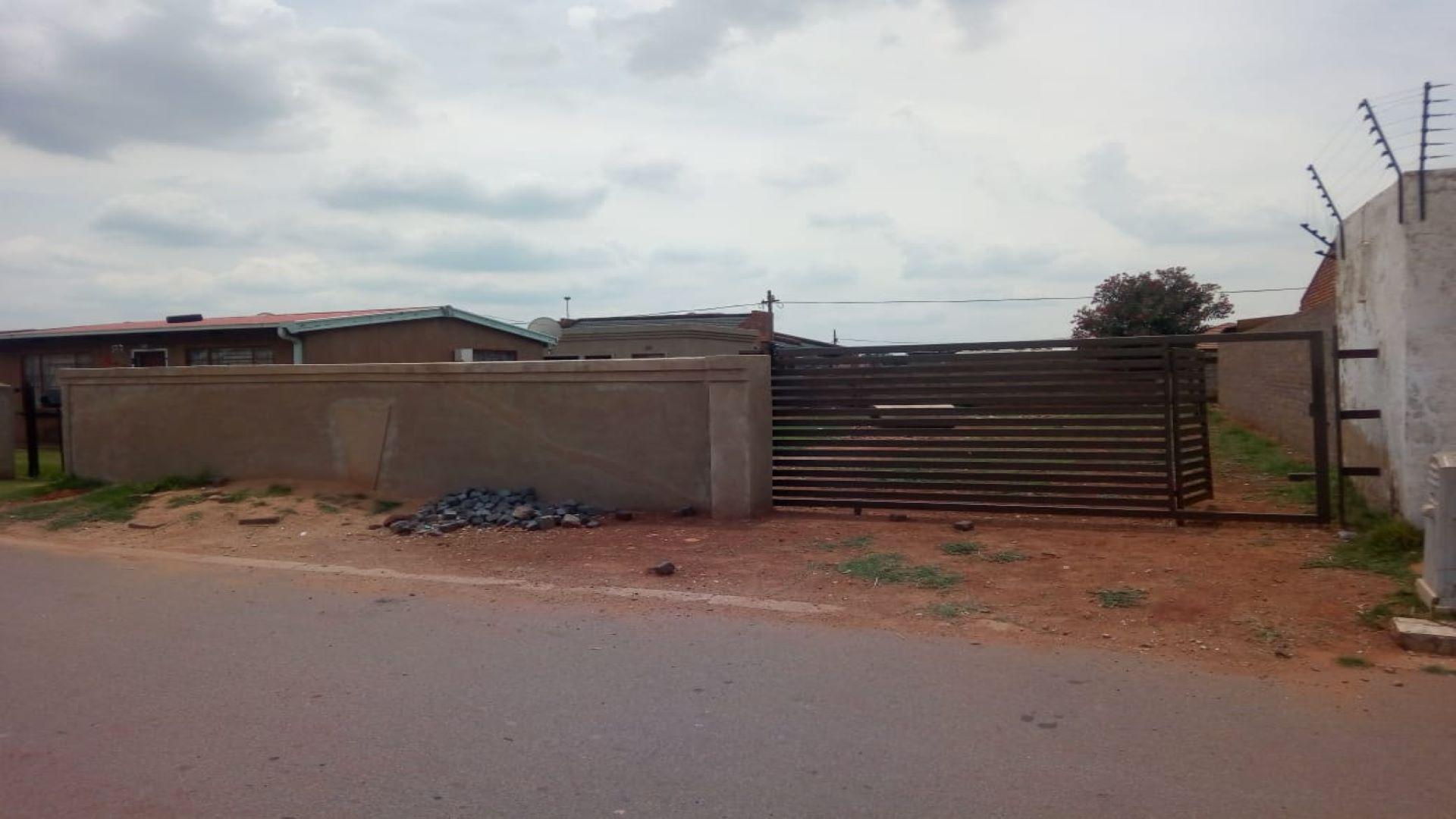 Land for Sale For Sale in Vosloorus MR389039 MyRoof