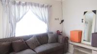 Lounges - 17 square meters of property in Soshanguve East