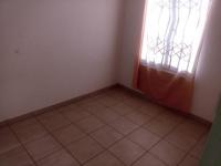 Bed Room 1 - 12 square meters of property in Savanna City