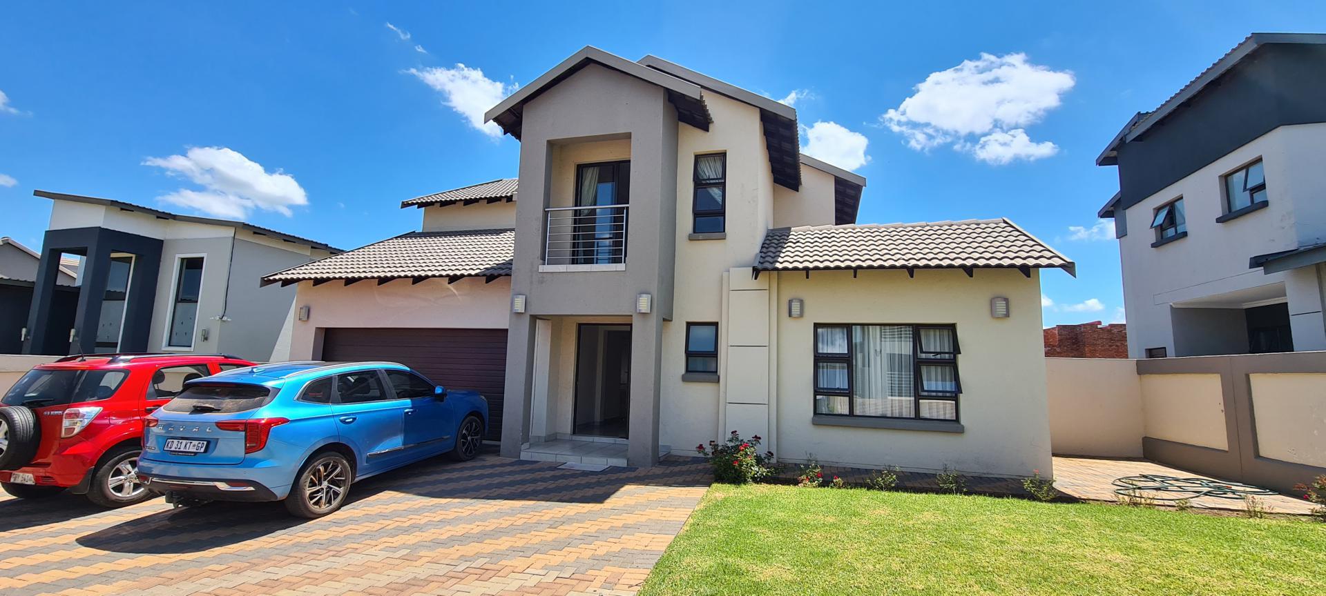 Front View of property in Roodeplaat