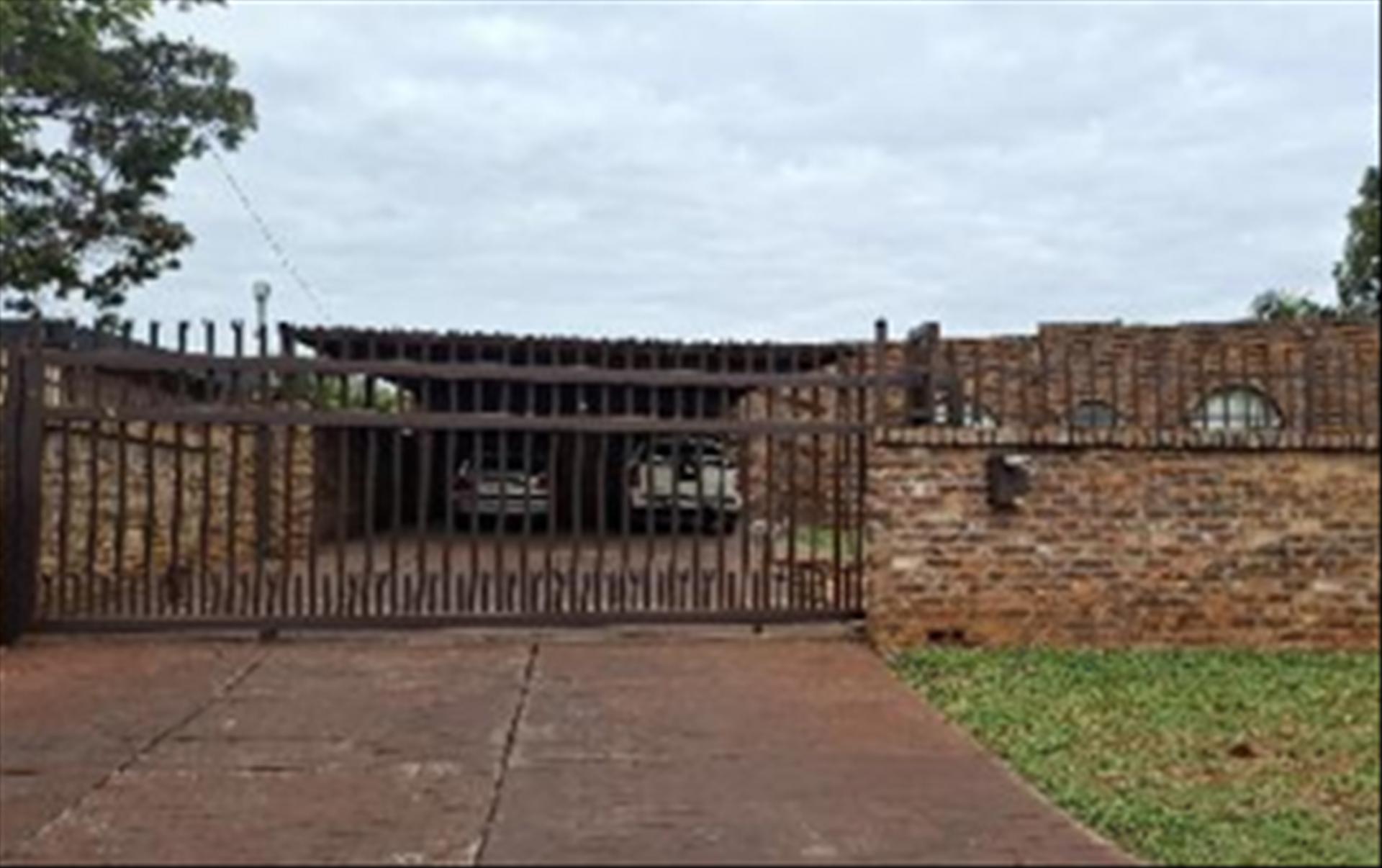 Front View of property in Theresapark