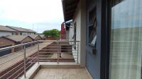 Balcony - 6 square meters of property in Doornpoort
