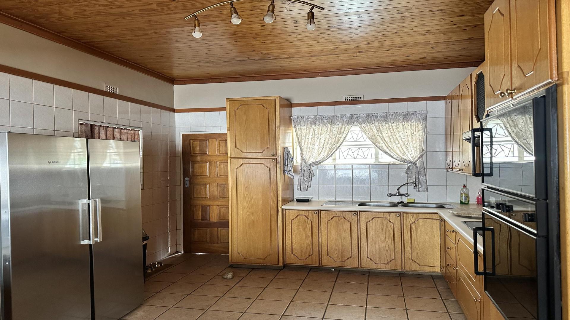 Kitchen of property in Kimberley