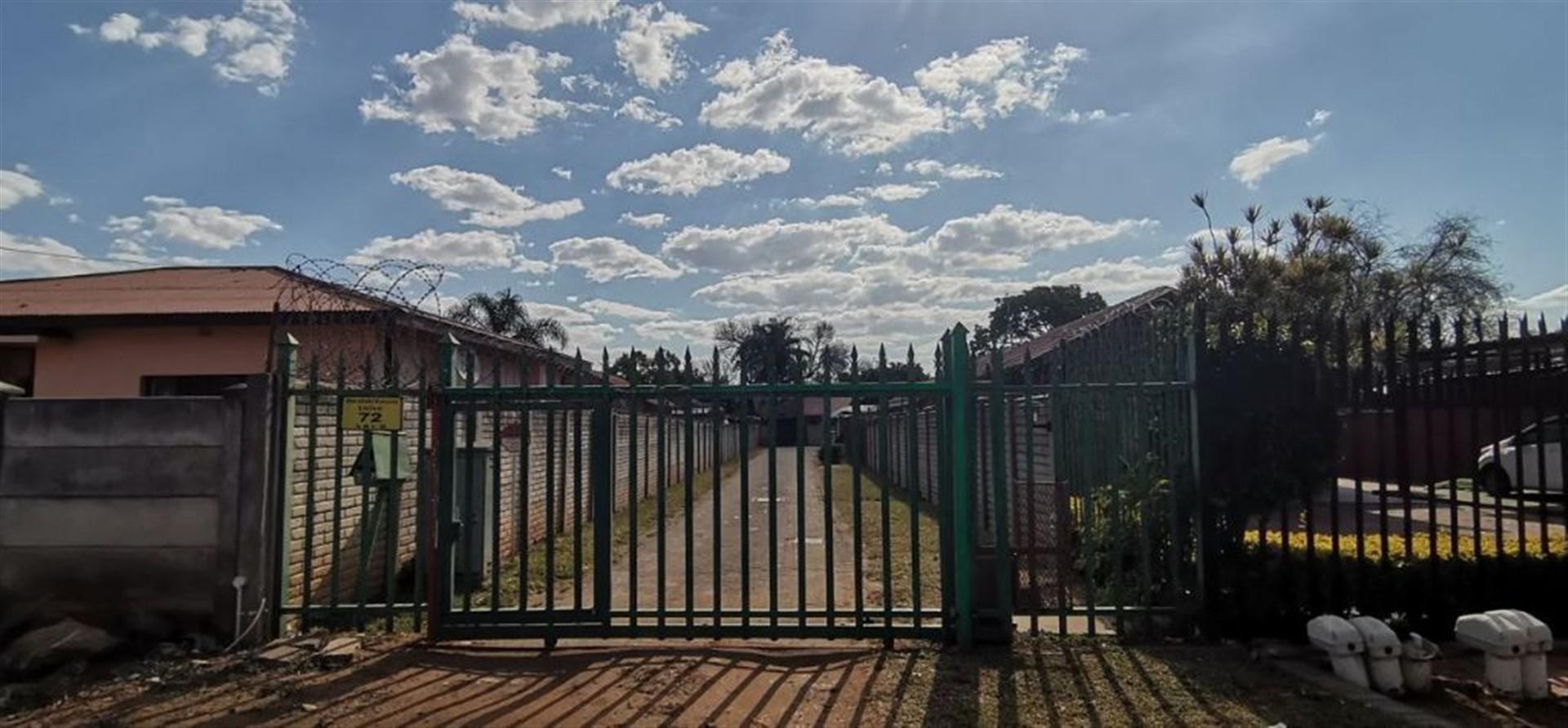 Front View of property in Rustenburg