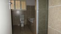 Main Bathroom - 13 square meters of property in Klip River