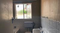 Bathroom 1 - 8 square meters of property in Bonaero Park