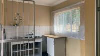 Kitchen - 14 square meters of property in Bonaero Park