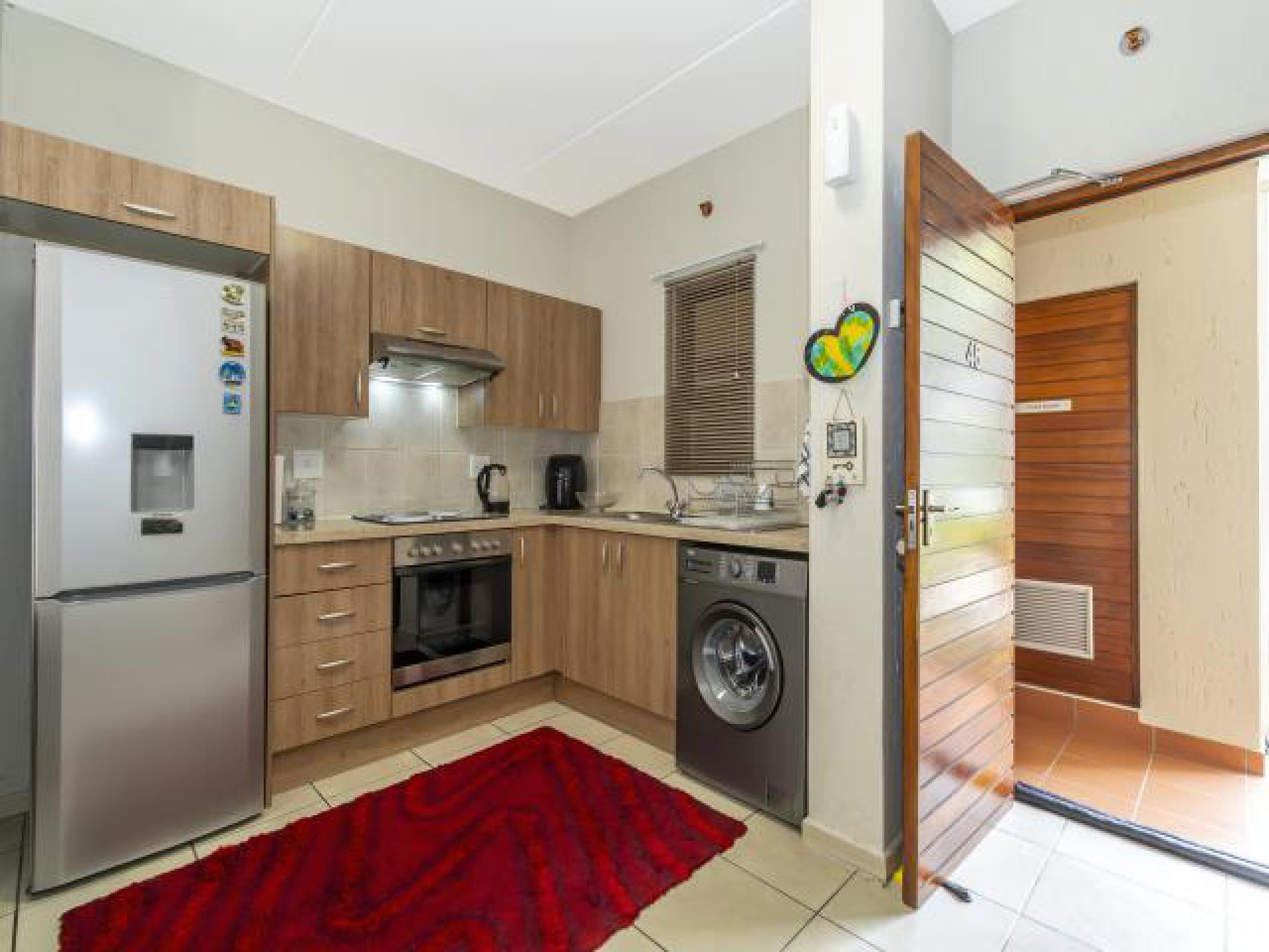 Kitchen of property in Douglasdale