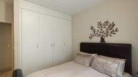 Bed Room 1 - 11 square meters of property in Douglasdale
