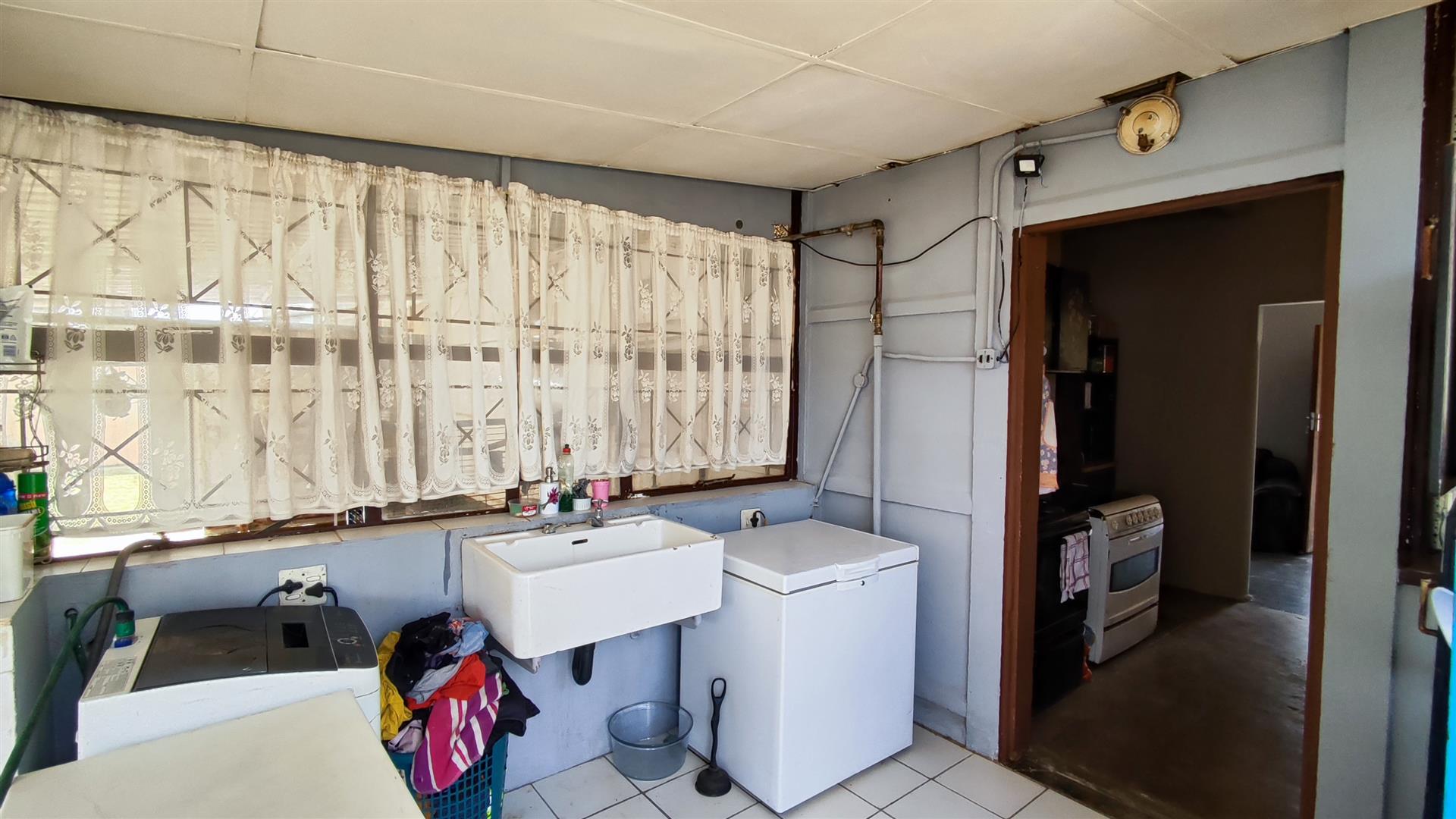 Scullery - 13 square meters of property in Benoni