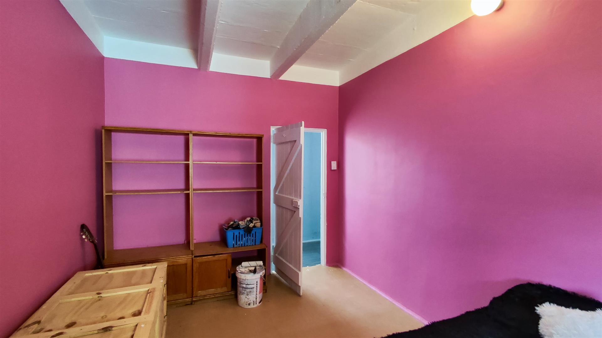 Bed Room 3 - 16 square meters of property in Farrarmere