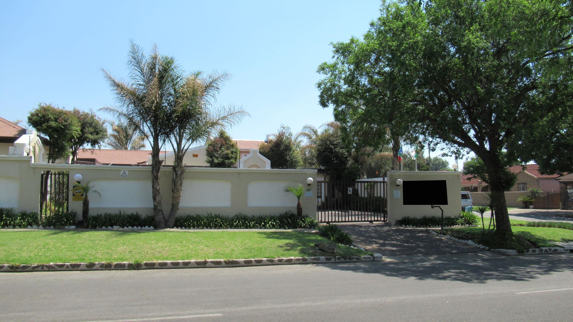 Front View of property in Benoni