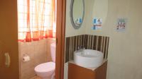 Bathroom 3+ - 62 square meters of property in Benoni