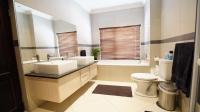 Main Bathroom - 15 square meters of property in Midstream Estate