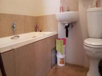 Bathroom 1 - 4 square meters of property in Alberton