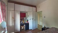 Bed Room 1 - 13 square meters of property in Alberante