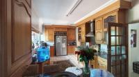 Kitchen - 25 square meters of property in Alberante