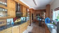 Kitchen - 25 square meters of property in Alberante