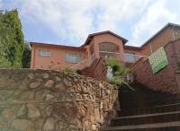 Front View of property in Oakdene